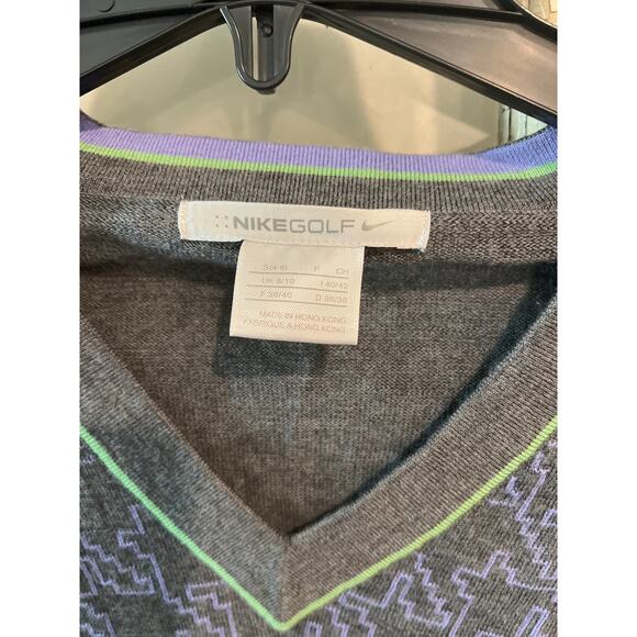 Nike Golf size small women’s sweater - Picture 2 of 3